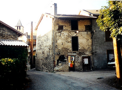 Ancienne maison Denjean - future Mairie (f&eacute;v 1999-GL)
